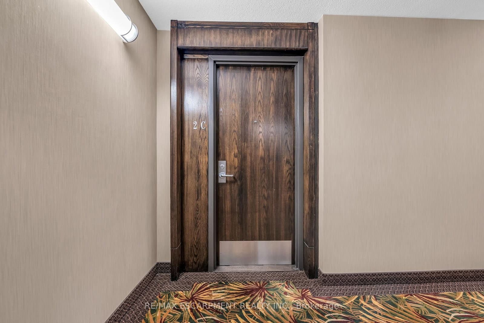 67 Caroline Street S, Unit 203 thumbnail 7