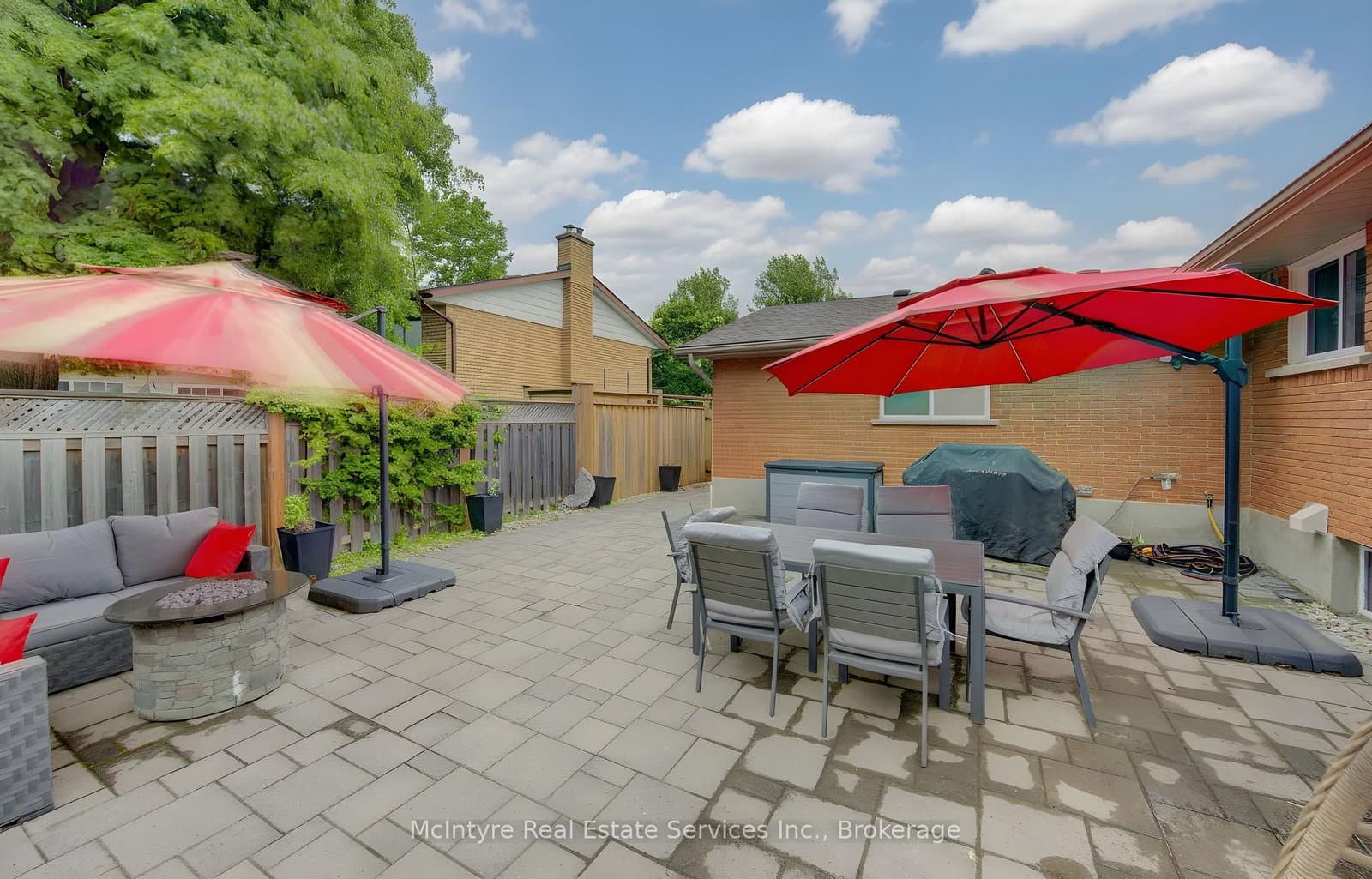 127 Strathcona Crescent thumbnail 45