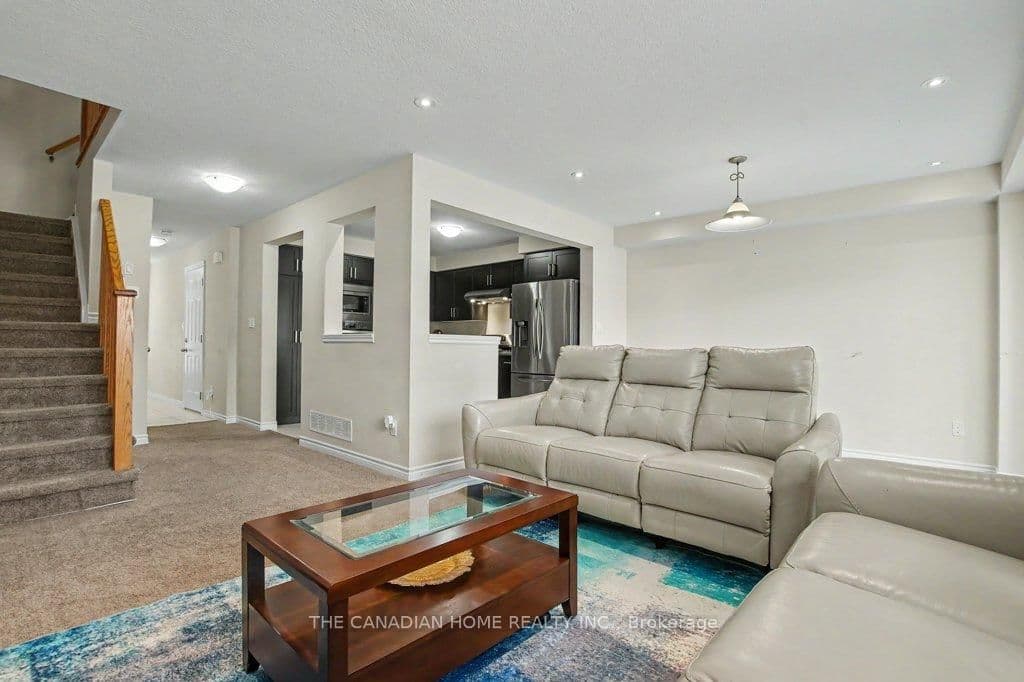 46 Jeffrey Drive thumbnail 17