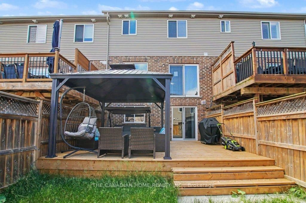 46 Jeffrey Drive thumbnail 32
