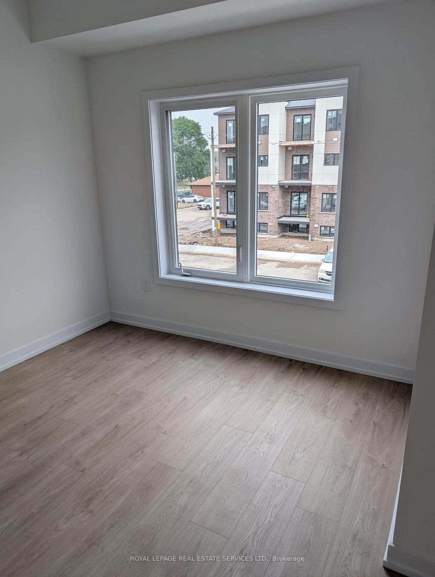 42 Lowes Road W, Unit 93 thumbnail 13