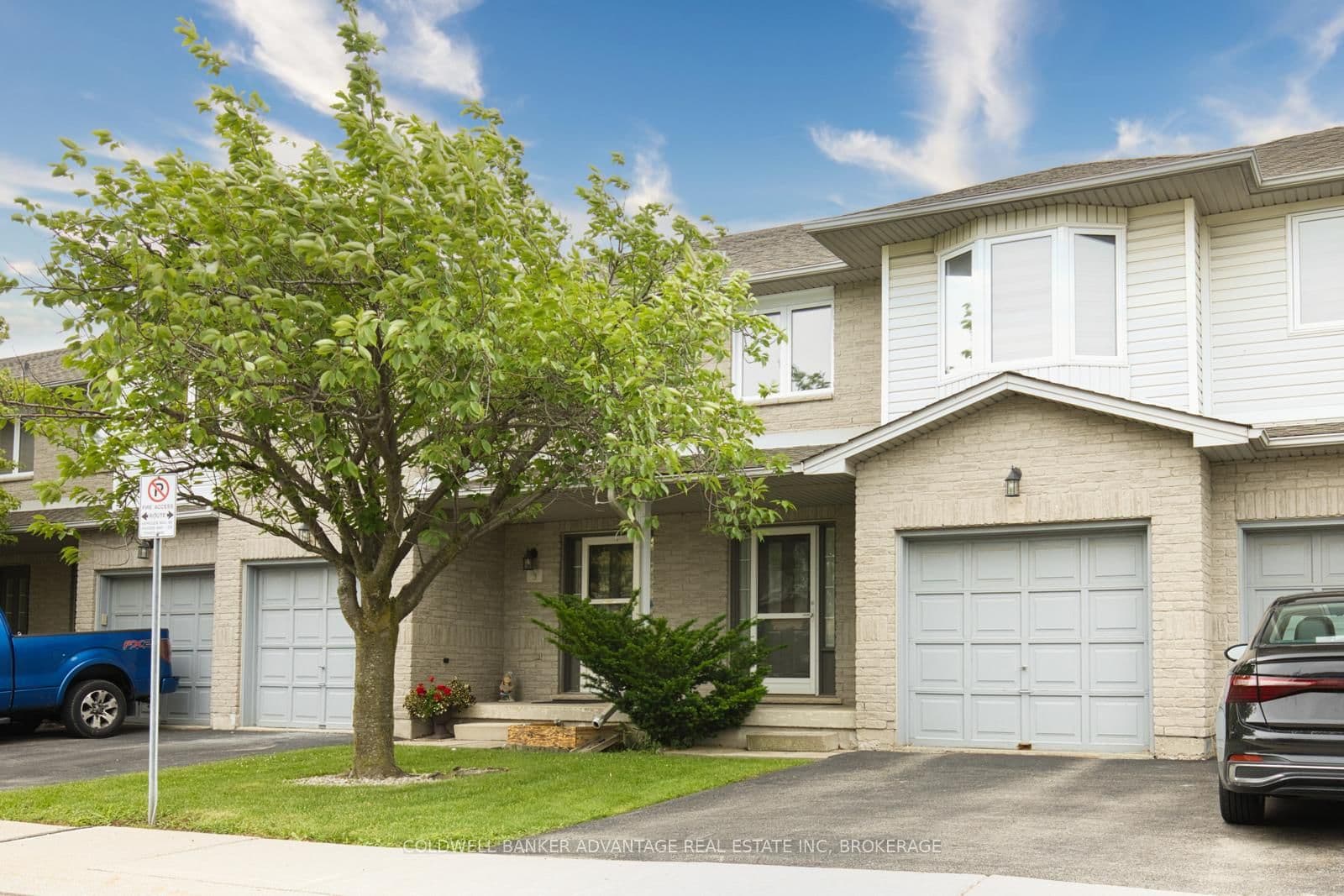 800 Paramount Drive, Unit 2 thumbnail 2