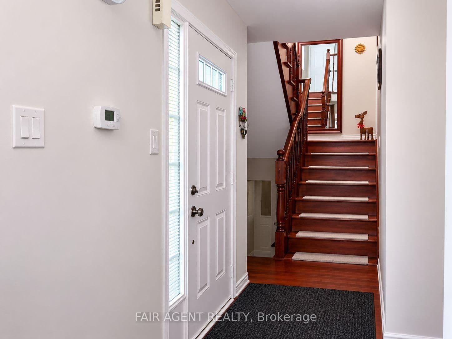 28 Elderberry Avenue thumbnail 4