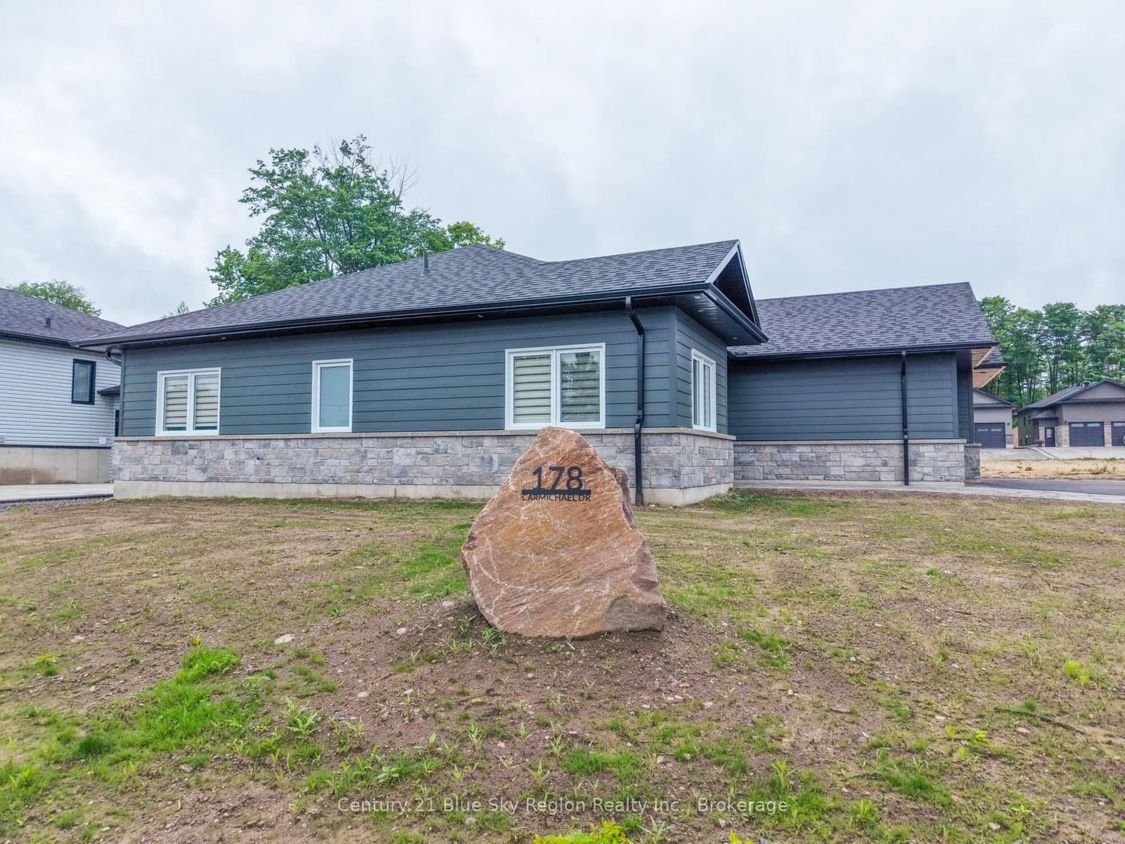 178 Carmichael Drive thumbnail 33