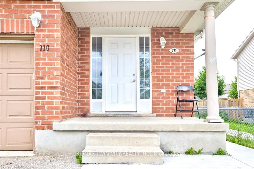 110 Commonwealth Street thumbnail 2