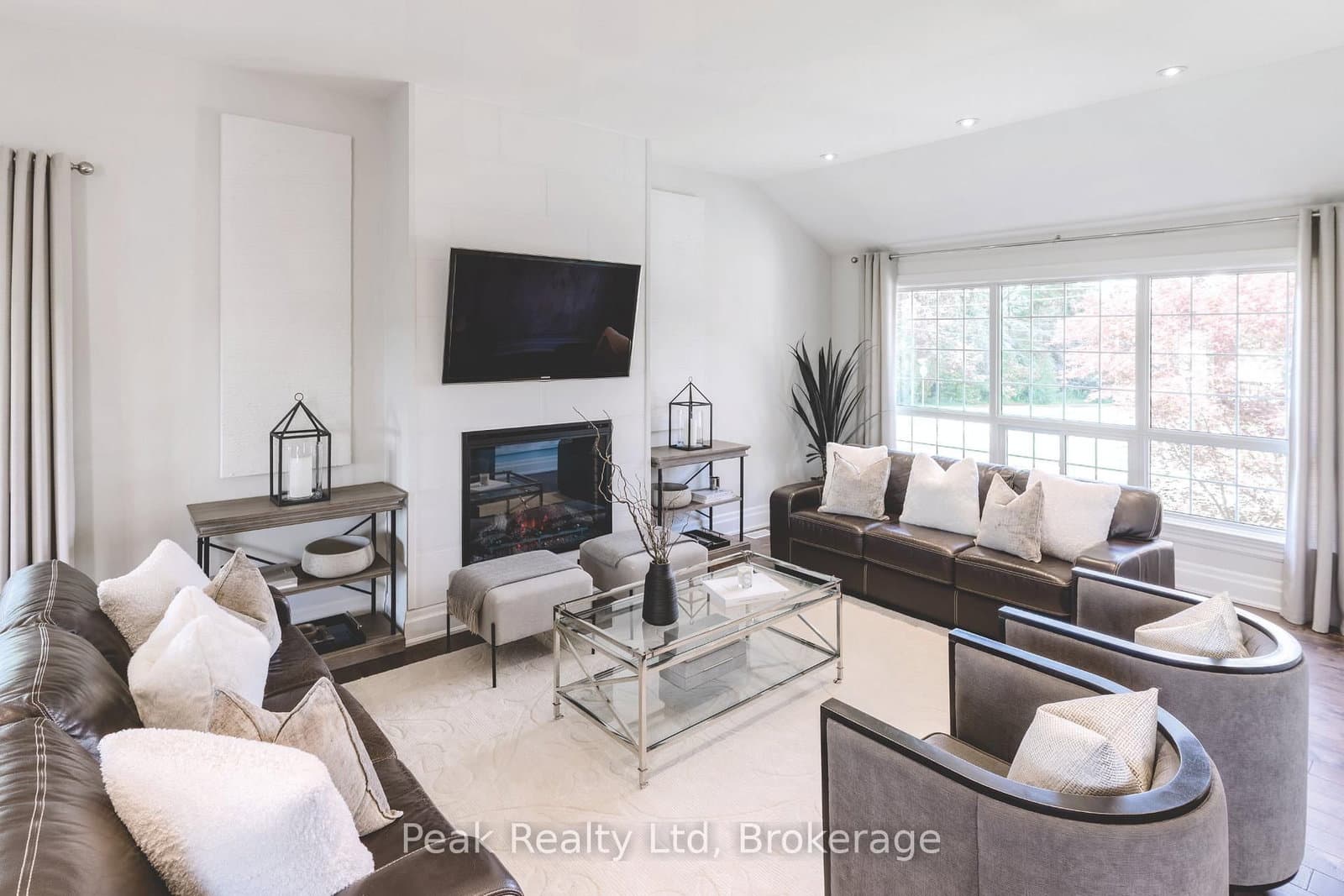 115 Kennedy Road thumbnail 6