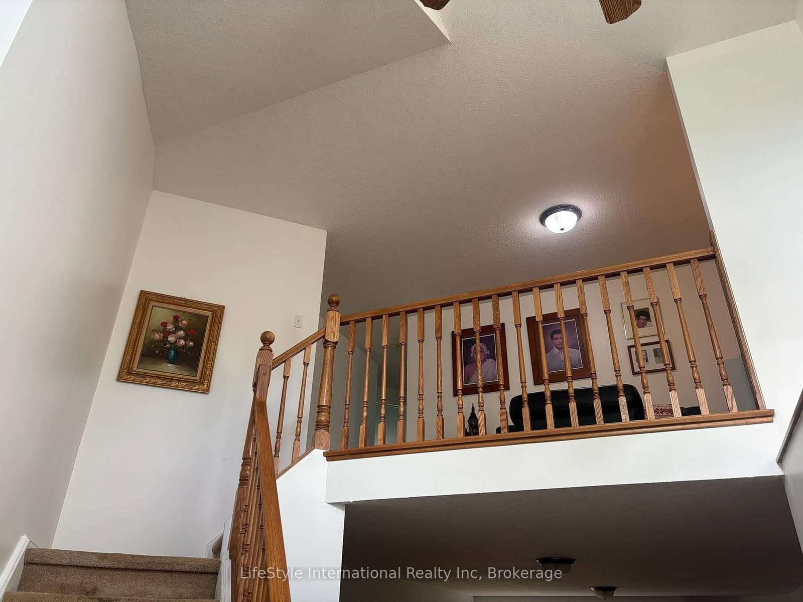 41 CAMM Crescent thumbnail 13