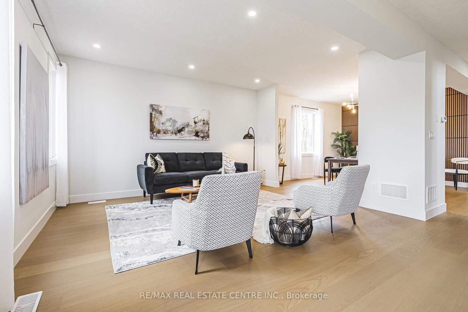 546 Benninger Drive thumbnail 10