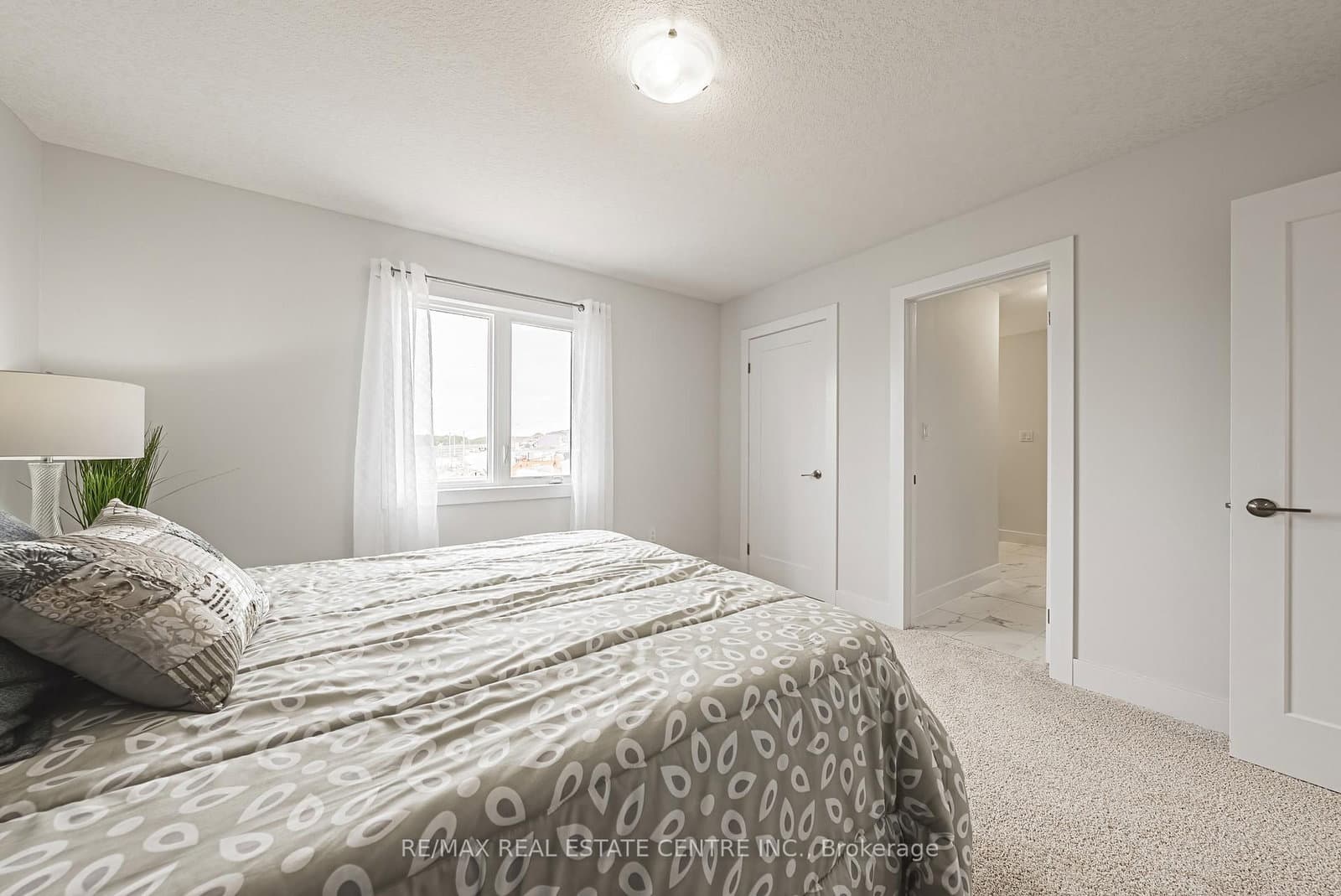 546 Benninger Drive thumbnail 29