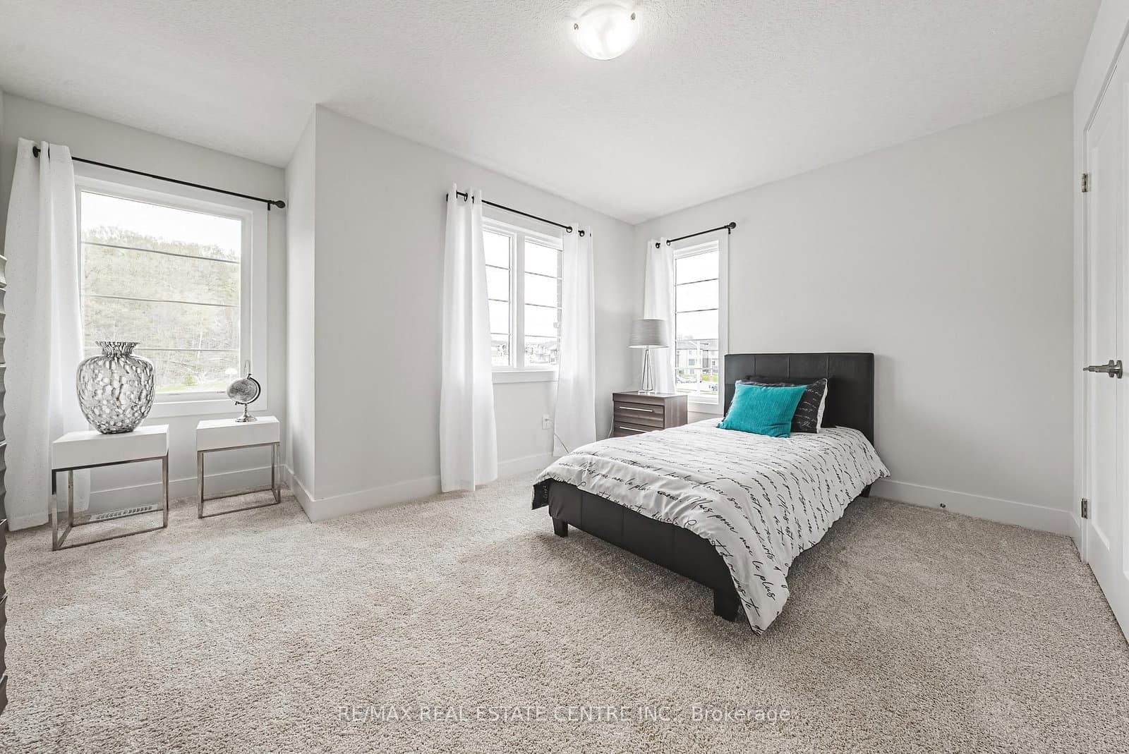 546 Benninger Drive thumbnail 35