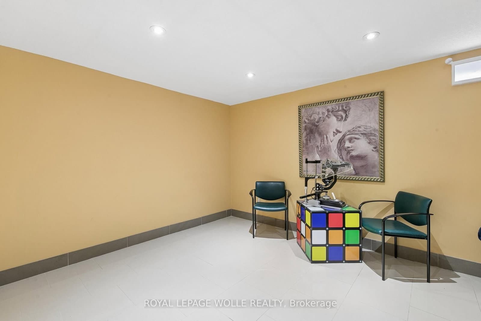 19 KING Street E, Unit B thumbnail 16