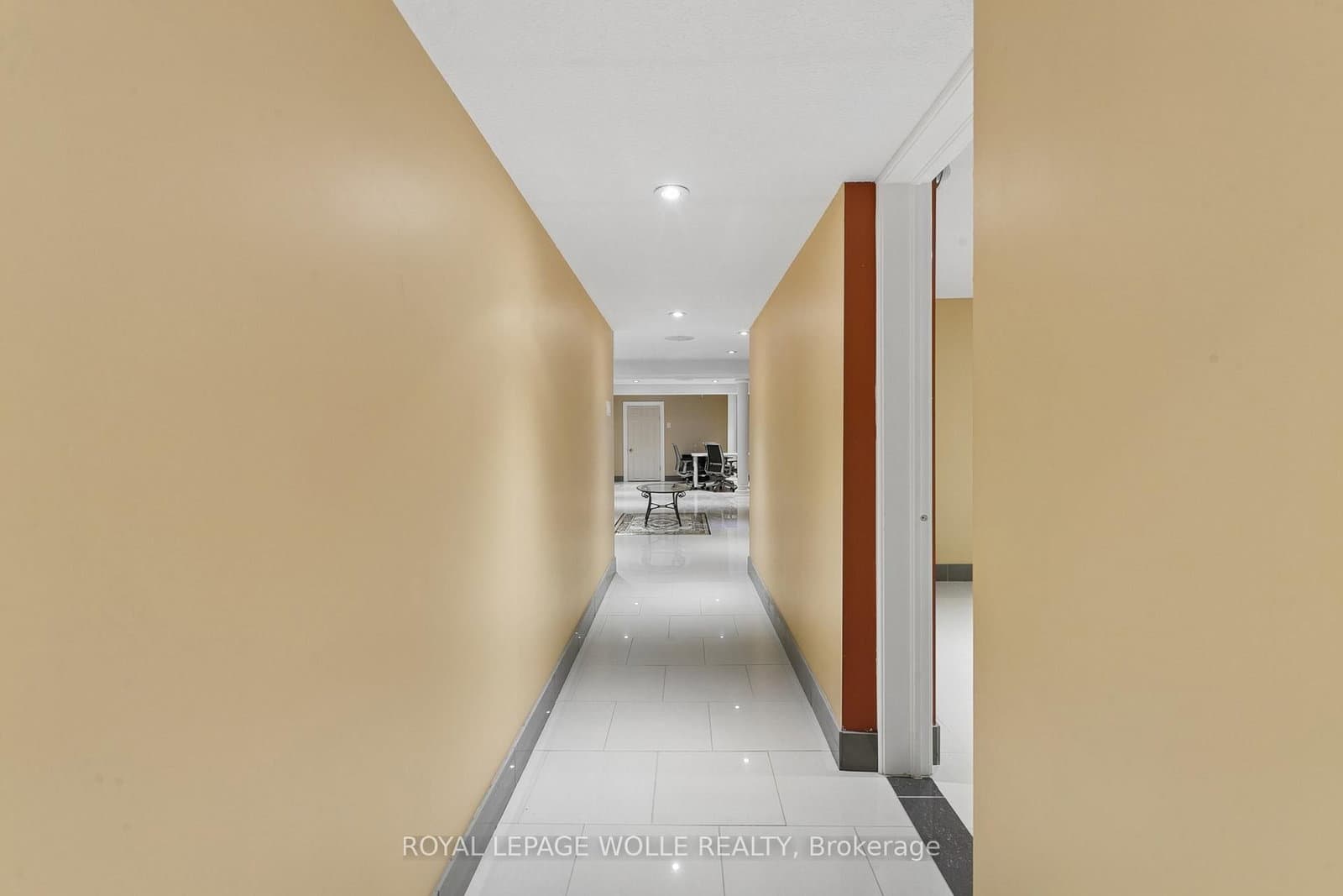 19 KING Street E, Unit B thumbnail 17
