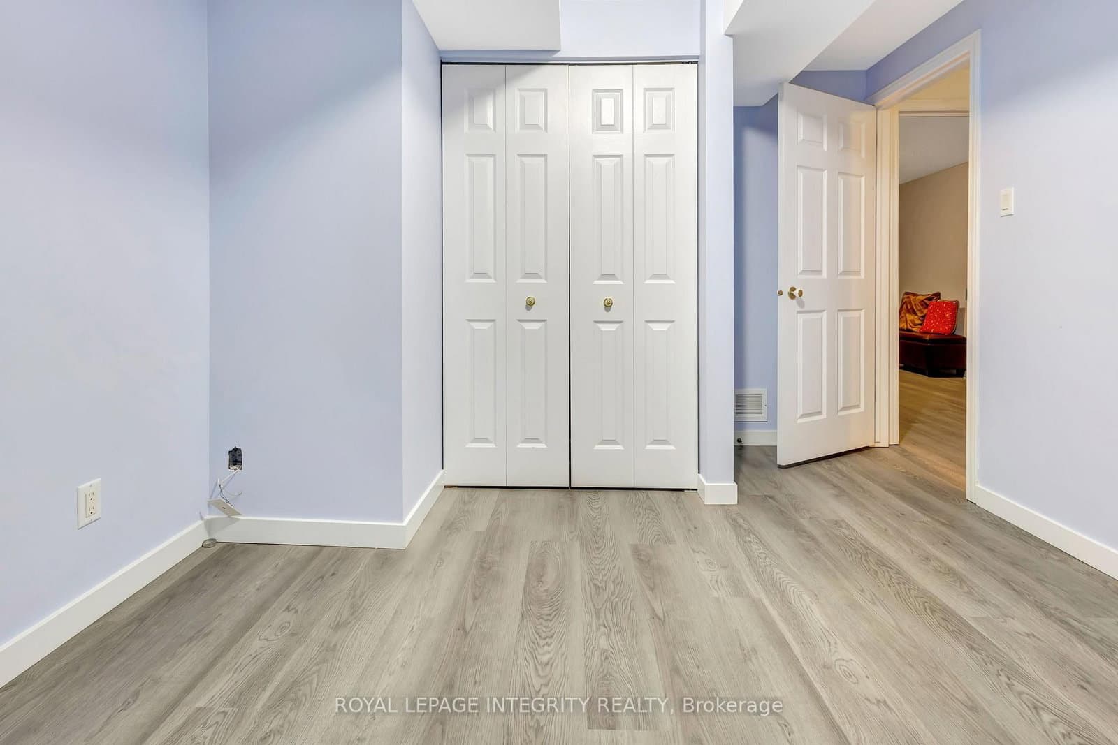 7 Westpointe Crescent thumbnail 33