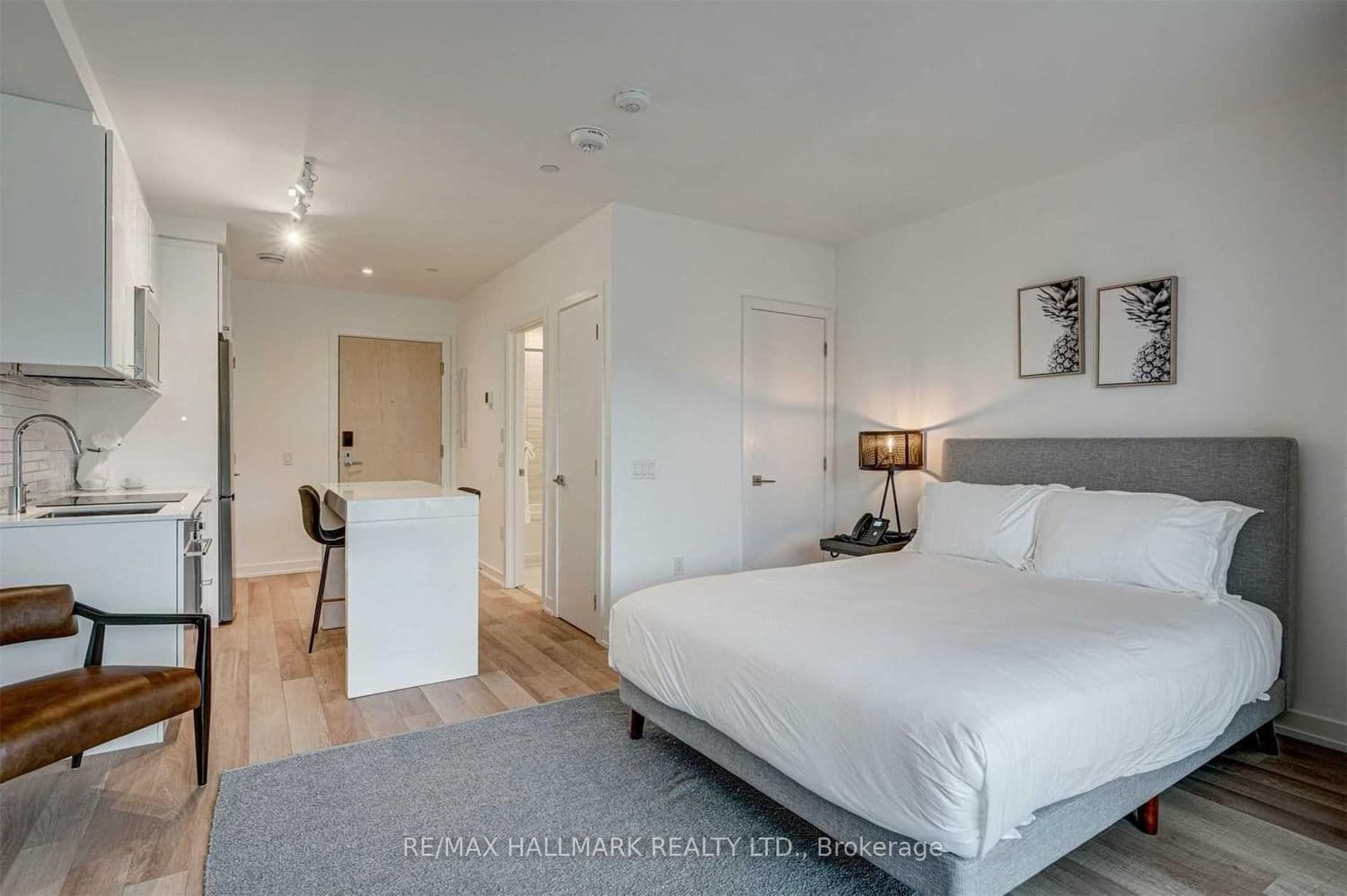 120 Carrick Trail, Unit 207 thumbnail 7
