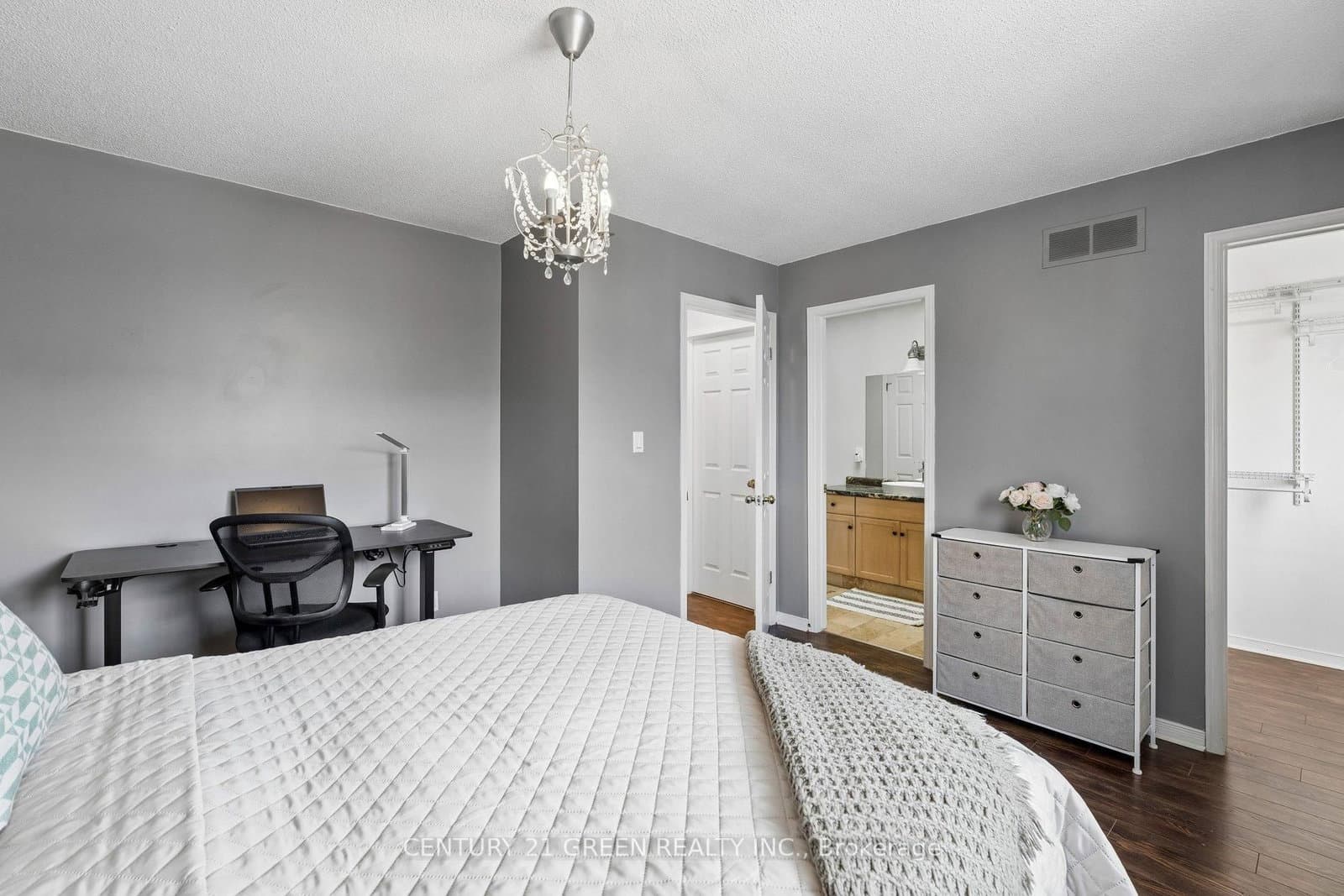 7470 Monastery Drive, Unit 4 thumbnail 28