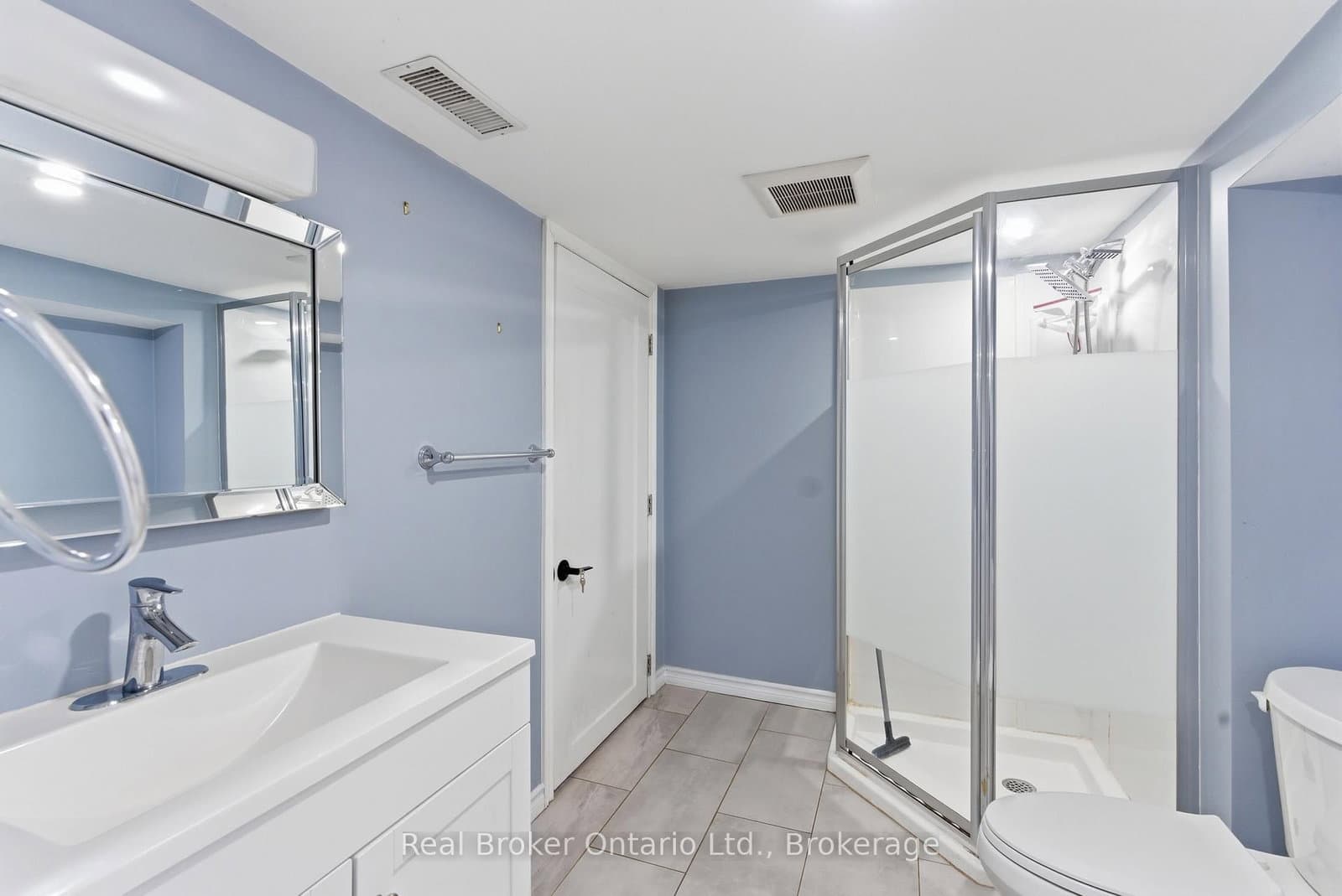880 LAWRENCE Road thumbnail 37