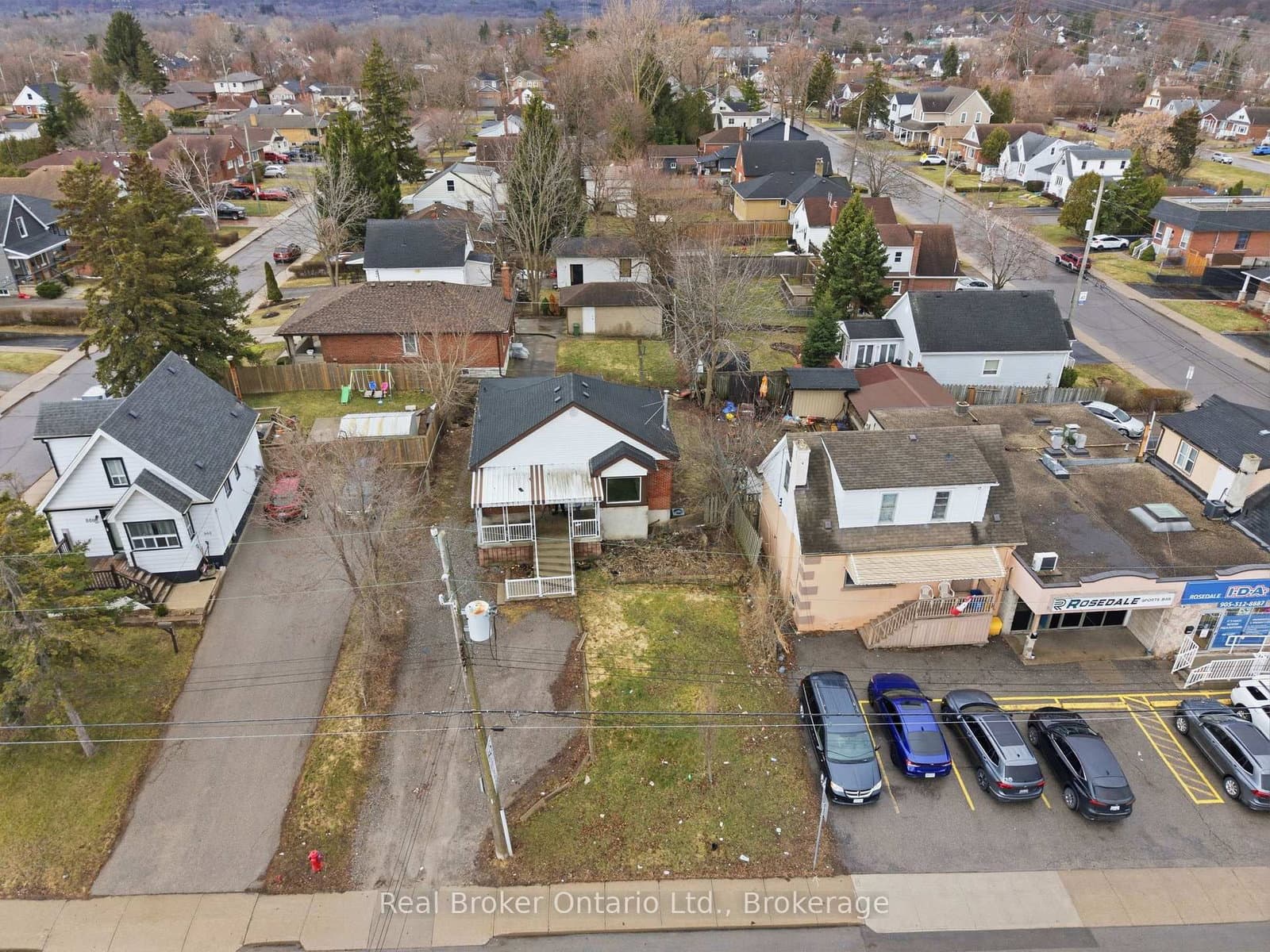 880 LAWRENCE Road thumbnail 4
