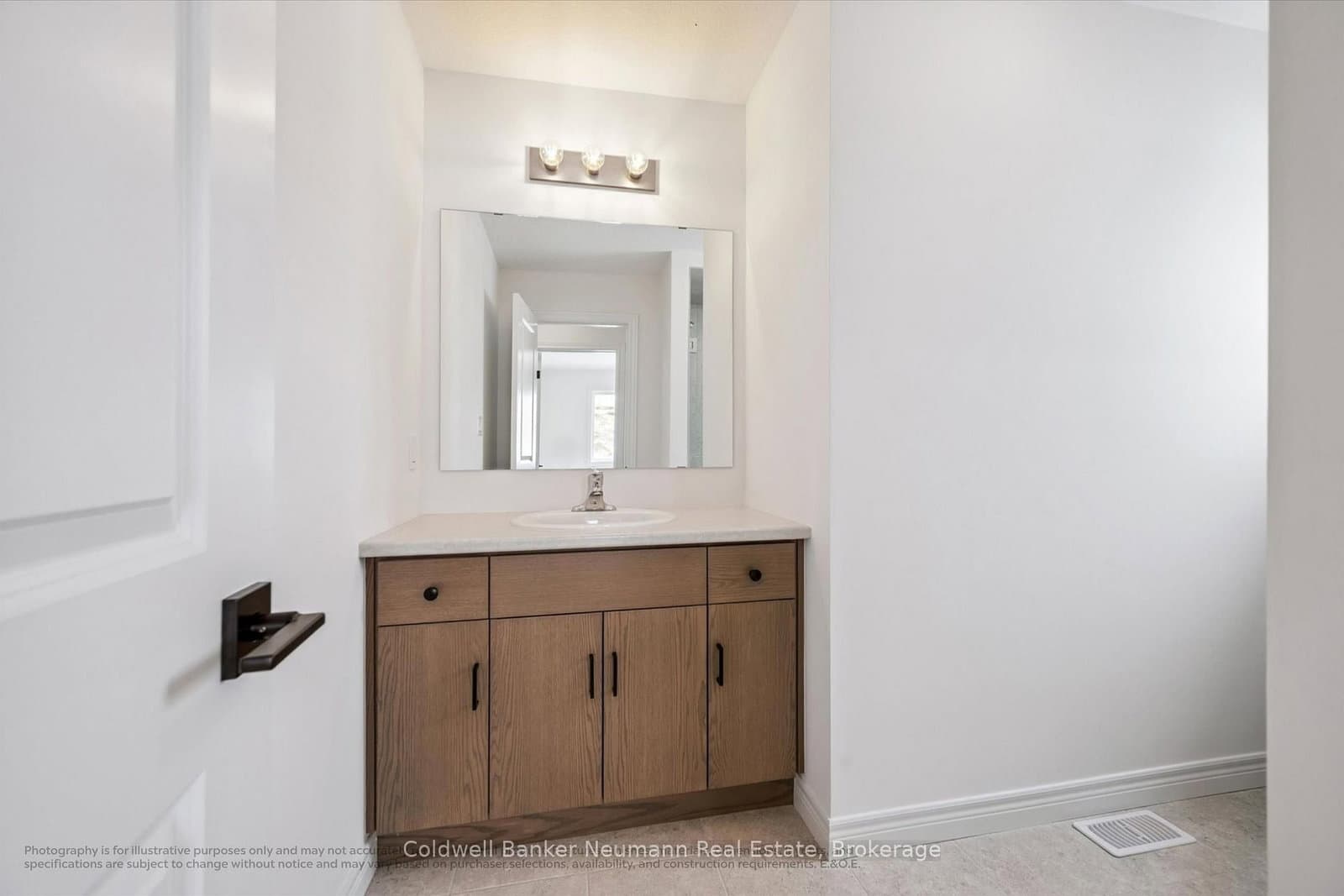 537 Anton Crescent thumbnail 14