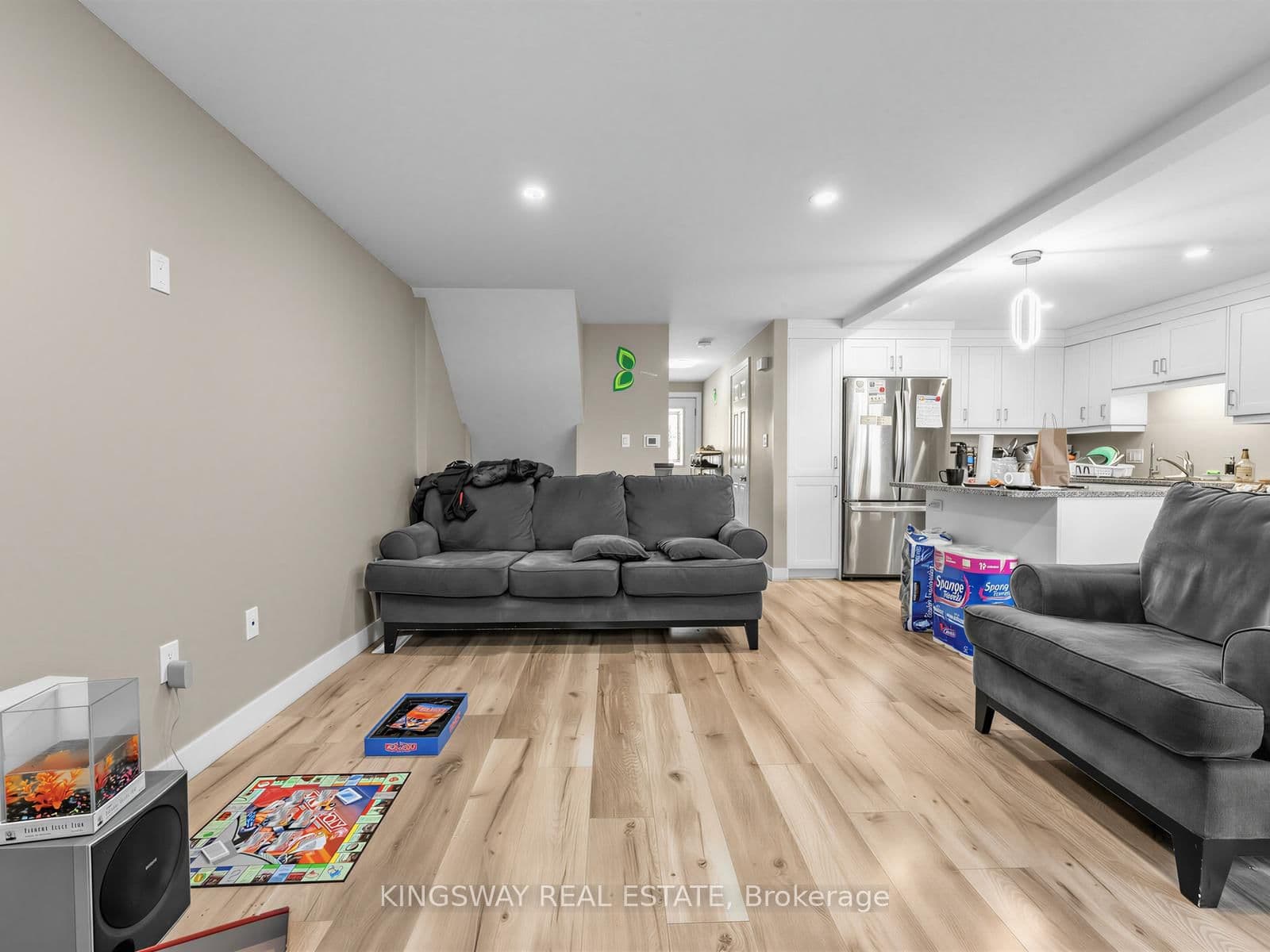1 Highbrook Street N thumbnail 11