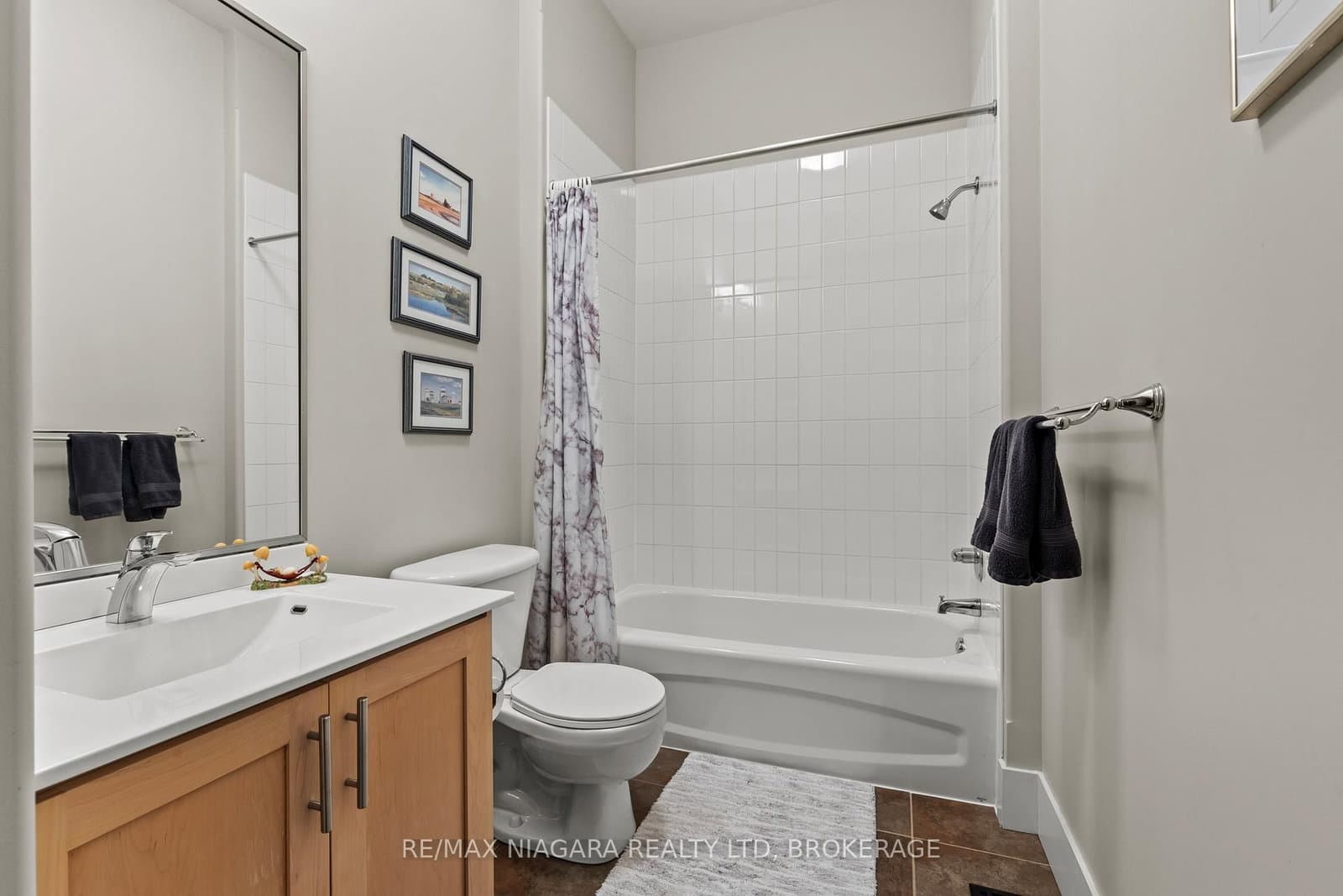 481 Victoria Street, Unit 3 thumbnail 16