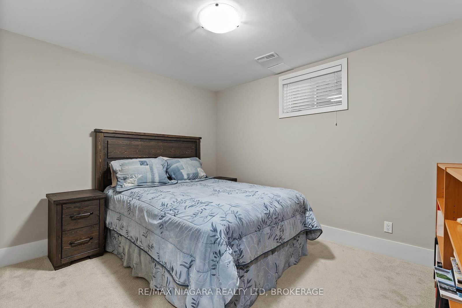 481 Victoria Street, Unit 3 thumbnail 20