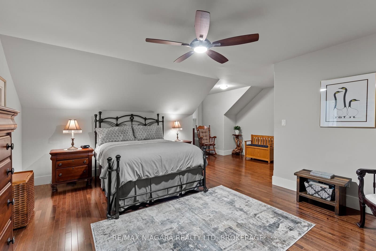 481 Victoria Street, Unit 3 thumbnail 24