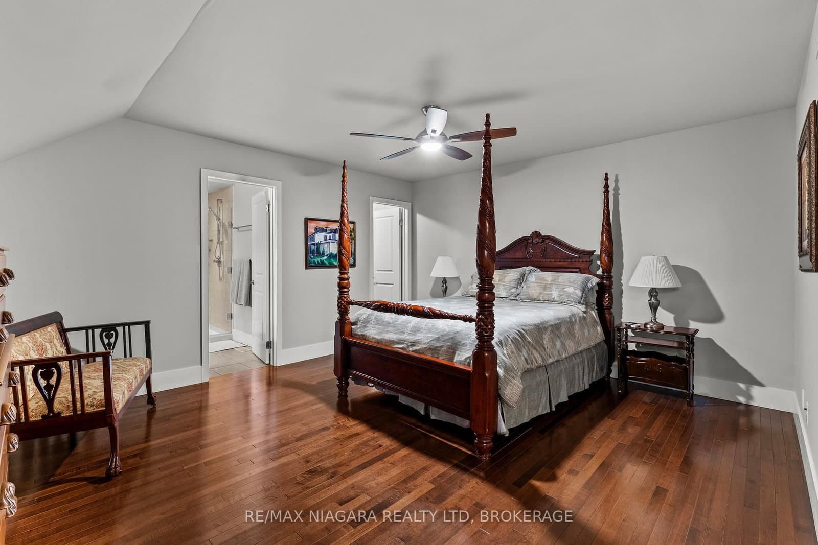 481 Victoria Street, Unit 3 thumbnail 29
