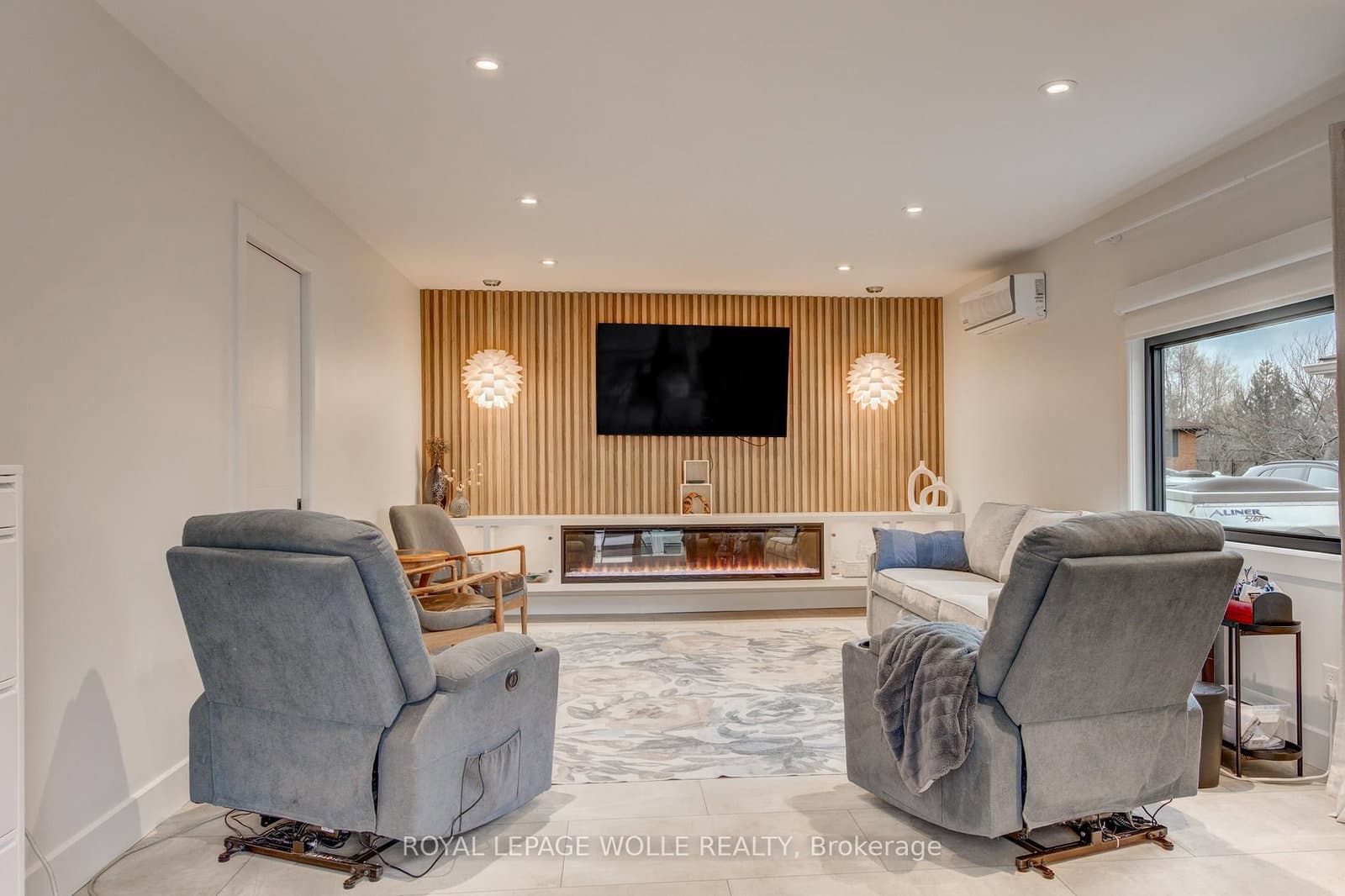 112 Mitchell Street thumbnail 15