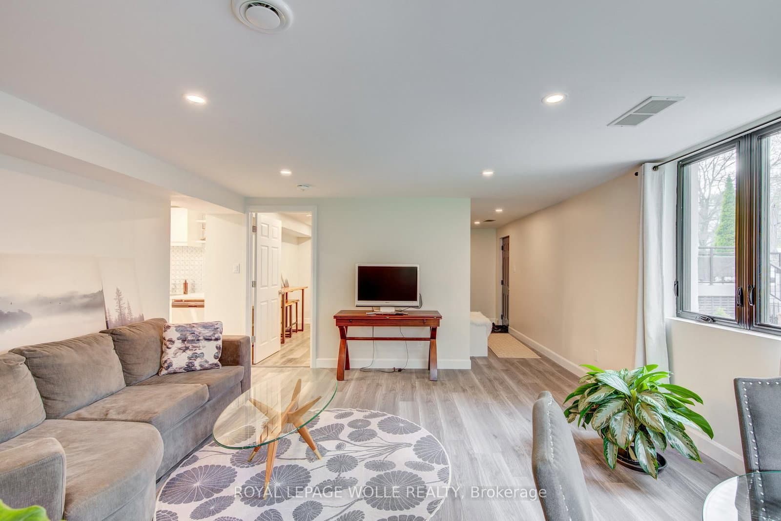 112 Mitchell Street thumbnail 34