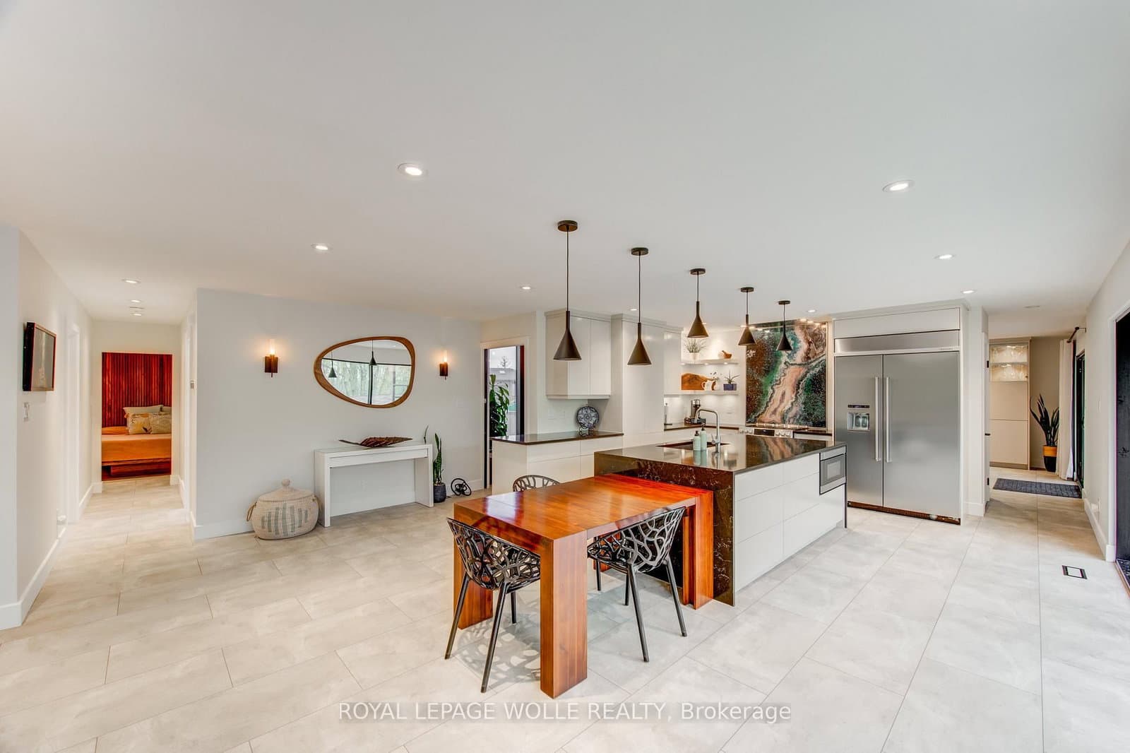 112 Mitchell Street thumbnail 7