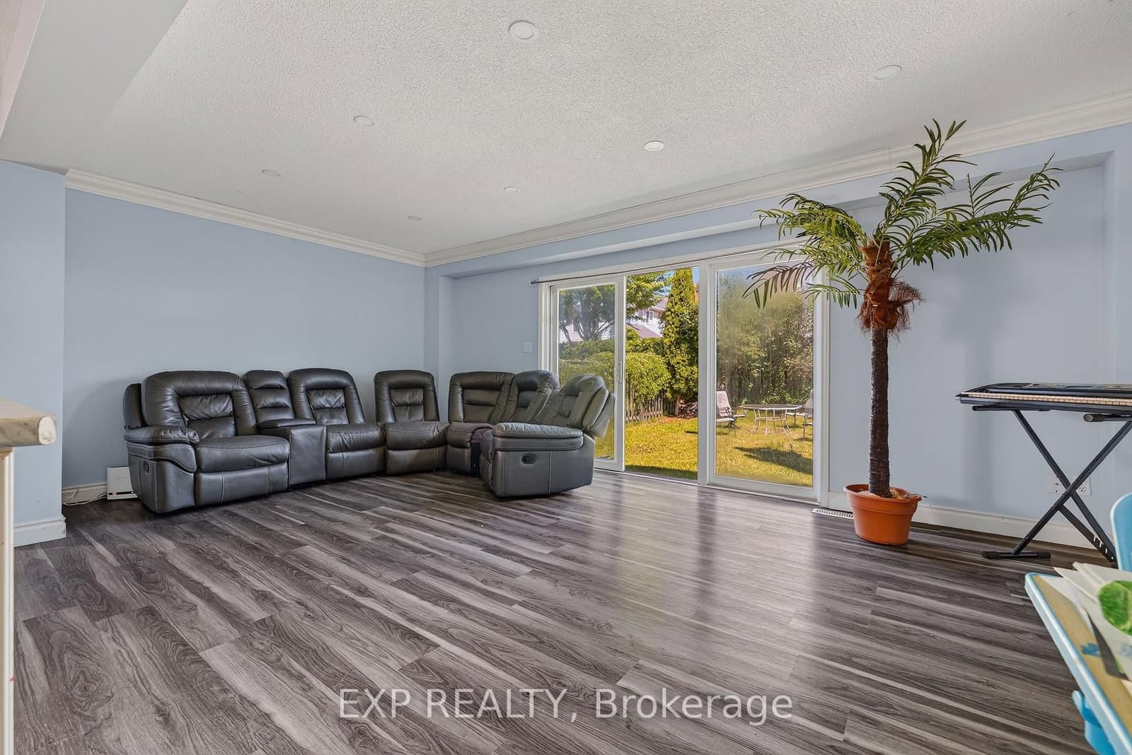 196 Max Becker Drive thumbnail 10