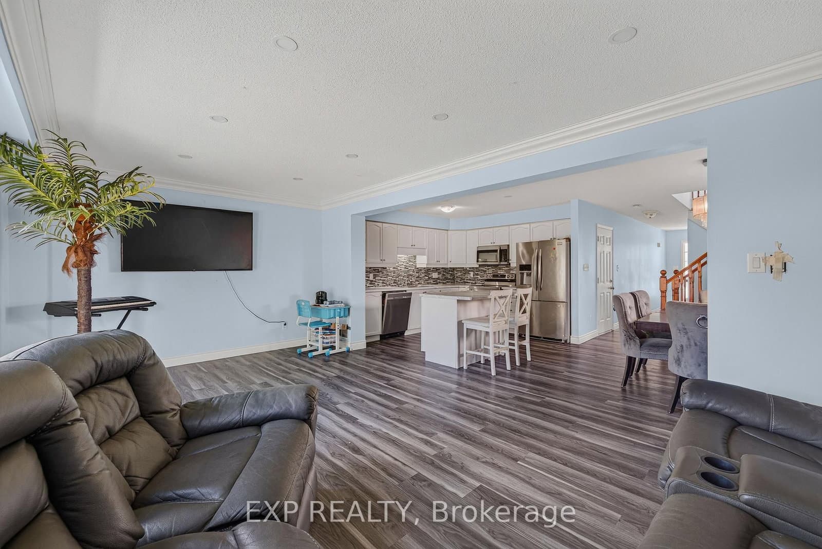 196 Max Becker Drive thumbnail 12