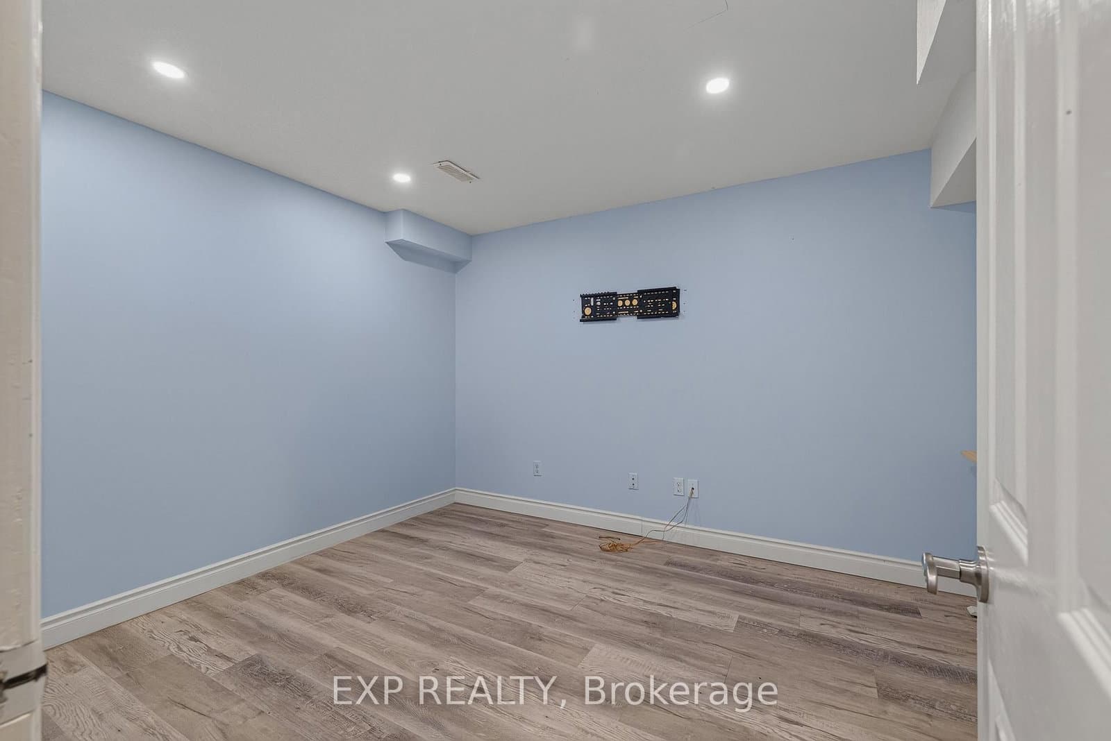 196 Max Becker Drive thumbnail 25