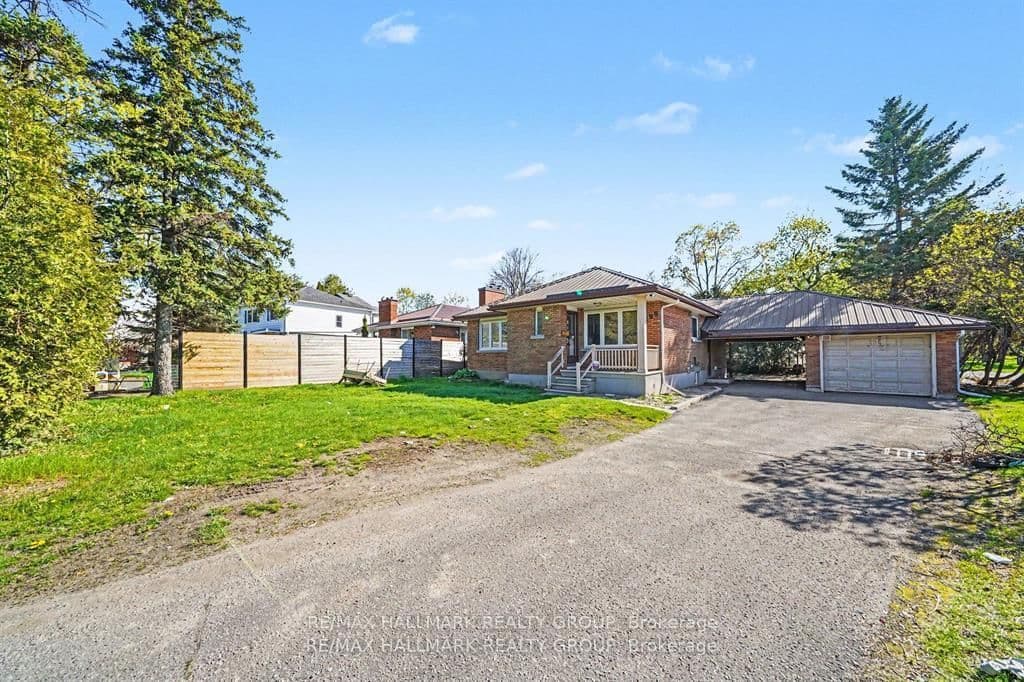 1299 Evans Boulevard thumbnail 2