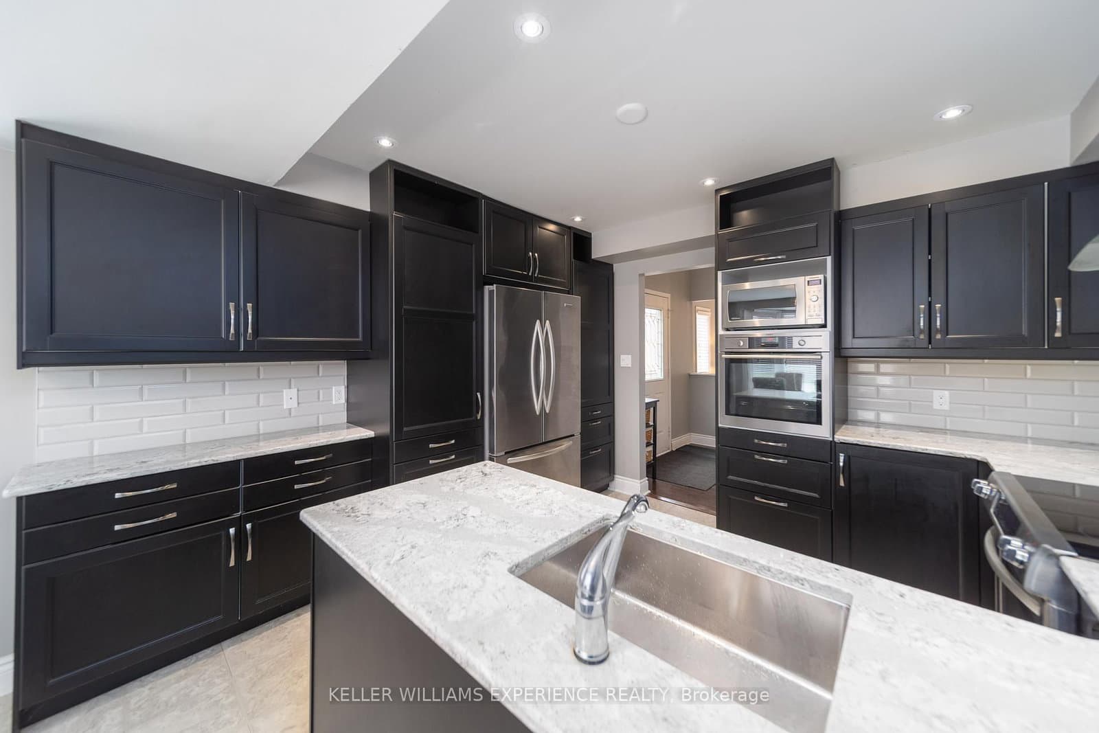 63 Shoreline Drive thumbnail 4
