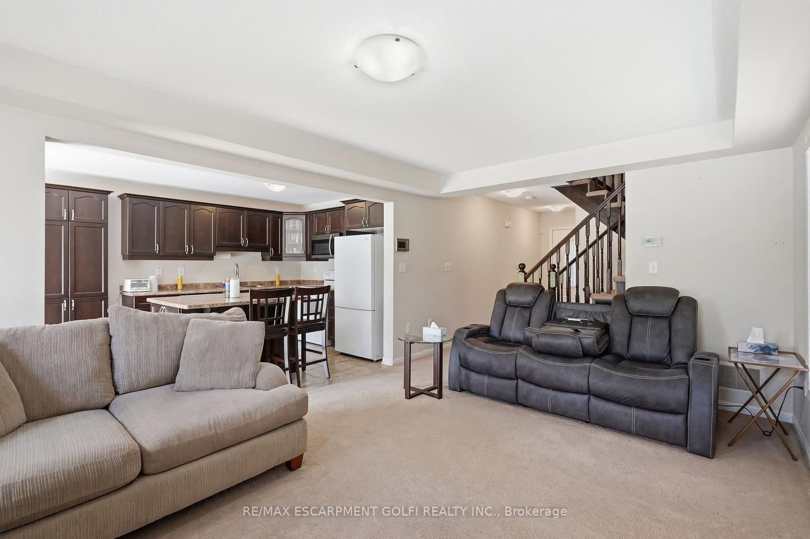 240 Emick Drive thumbnail 8