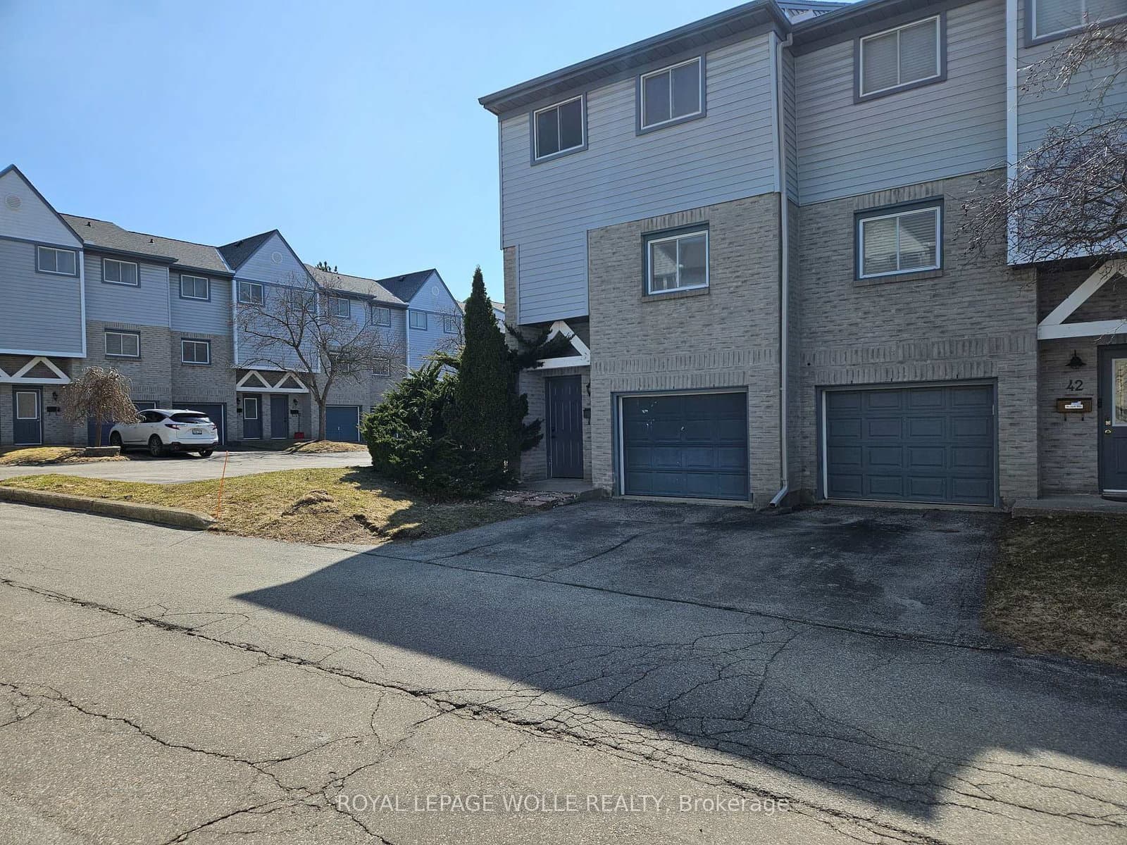 589 Beechwood Drive, Unit 43 - Image 1