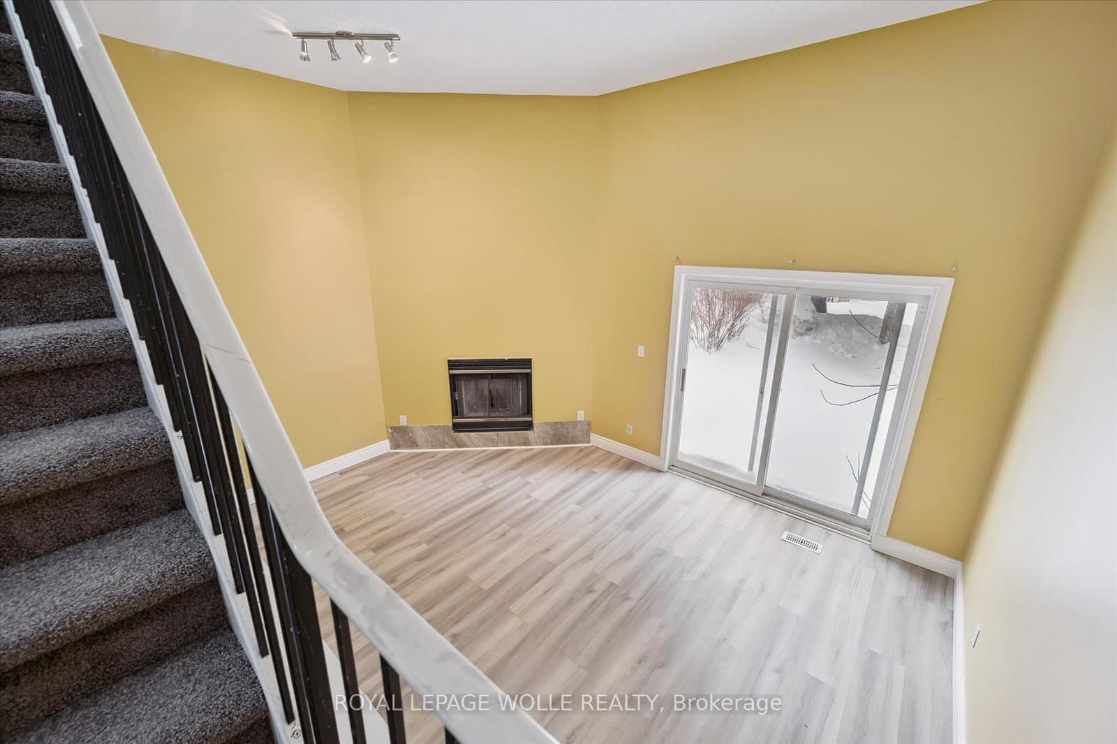 589 Beechwood Drive, Unit 43 thumbnail 11