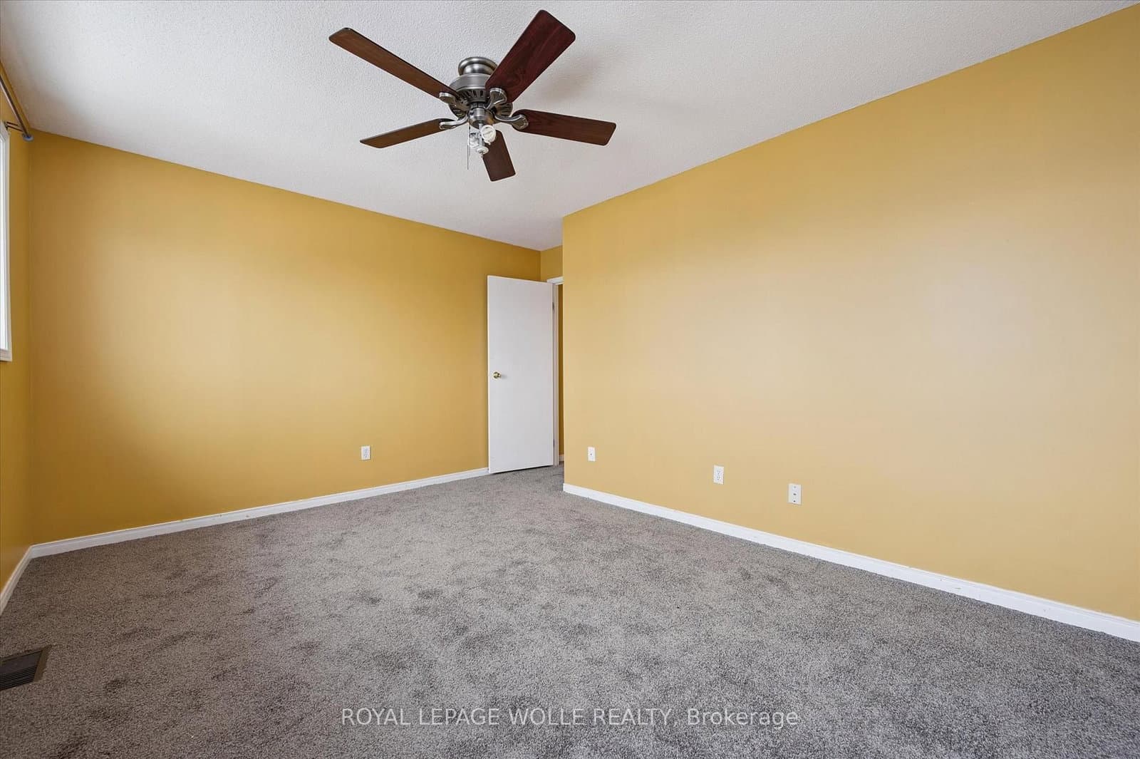 589 Beechwood Drive, Unit 43 thumbnail 26