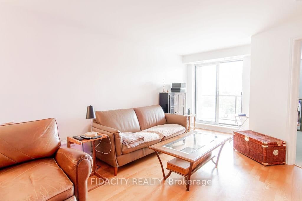 314 Central Park Drive, Unit 602 thumbnail 6