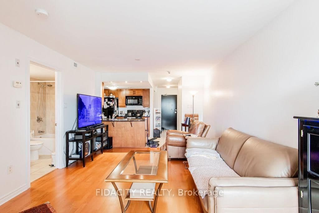 314 Central Park Drive, Unit 602 thumbnail 7