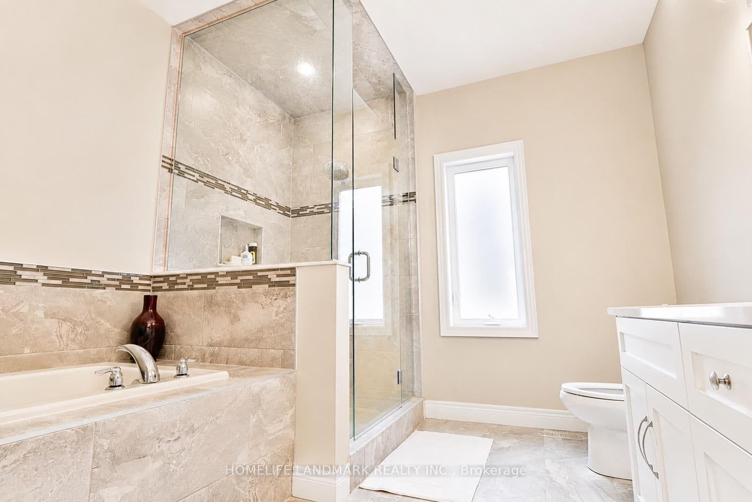 283 Macalister Boulevard thumbnail 29