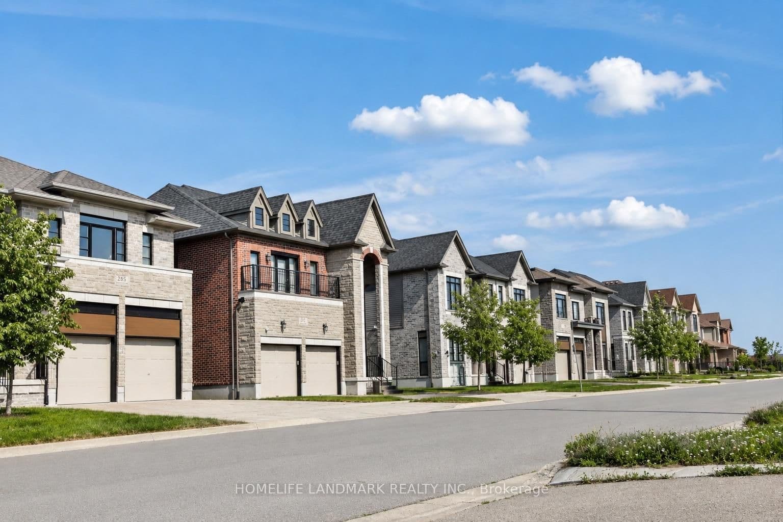 283 Macalister Boulevard thumbnail 3