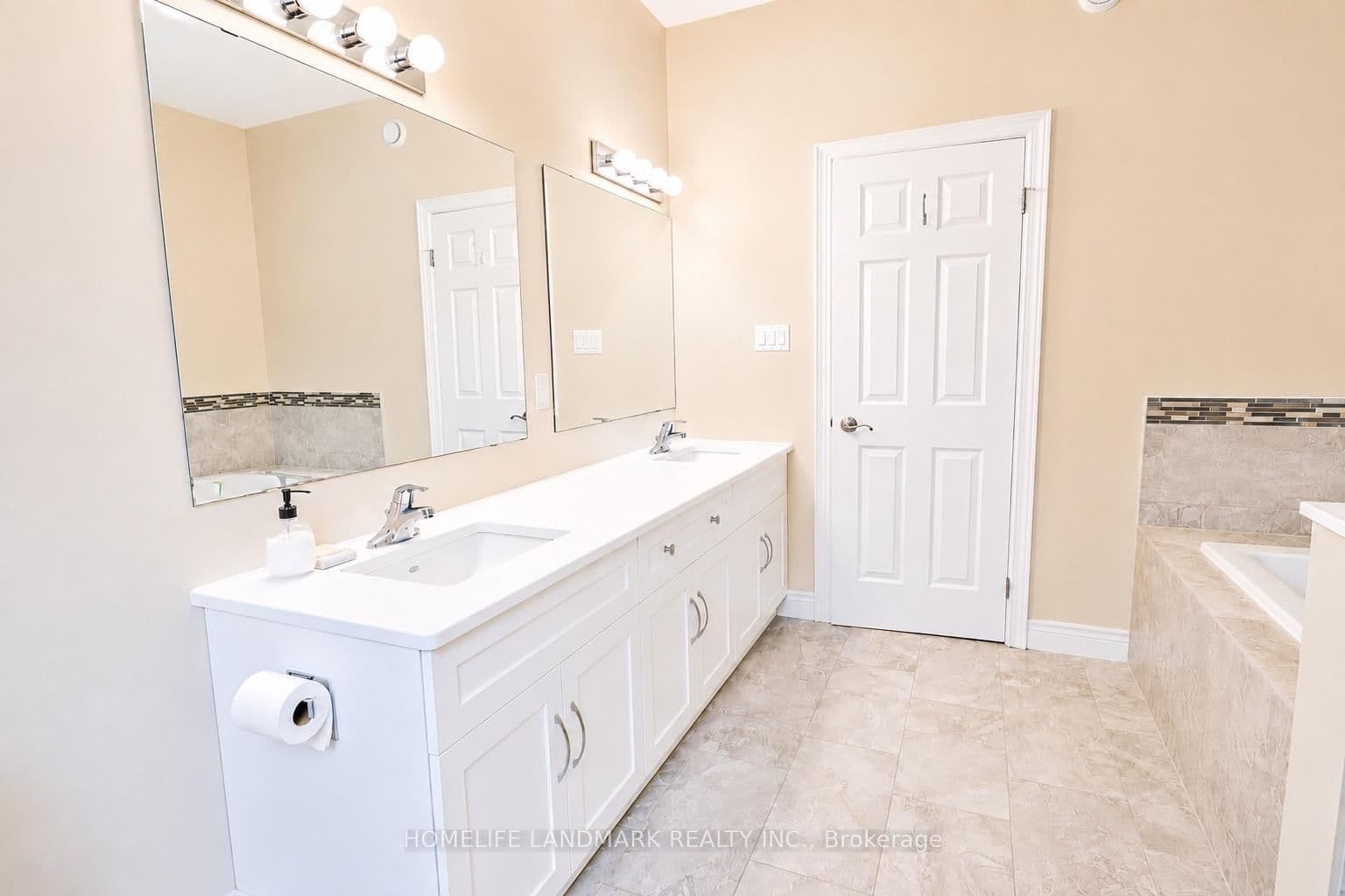283 Macalister Boulevard thumbnail 30