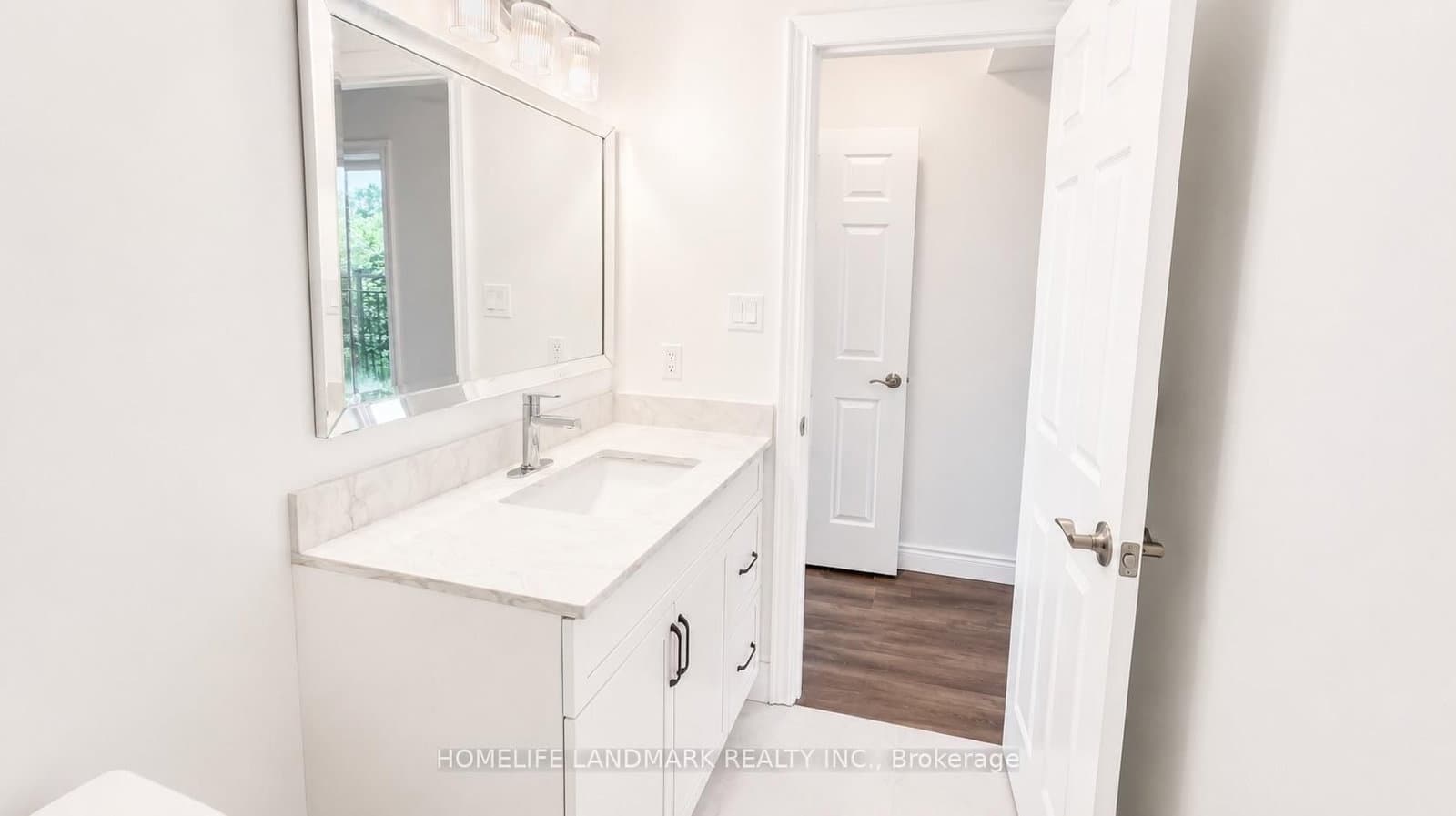 283 Macalister Boulevard thumbnail 37