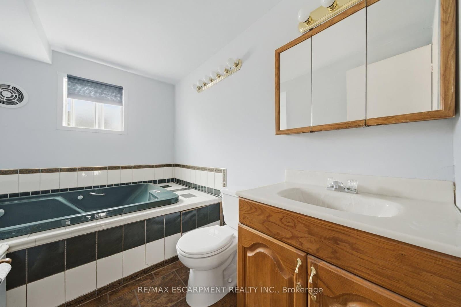 3 Twinoaks Crescent thumbnail 11