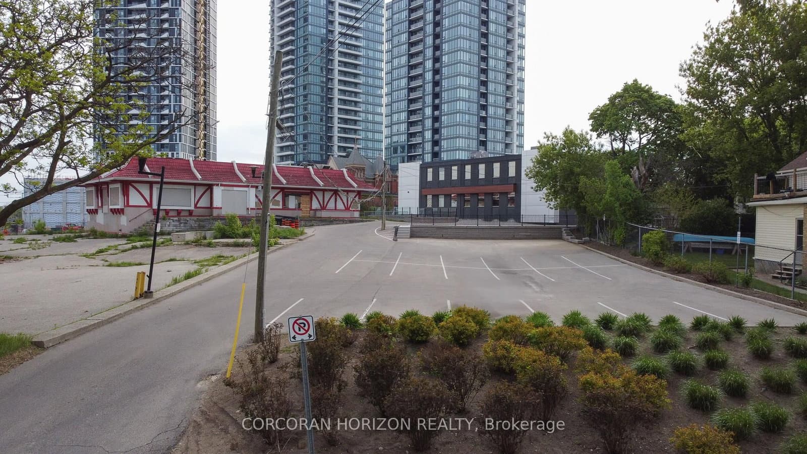 618 King Street thumbnail 28