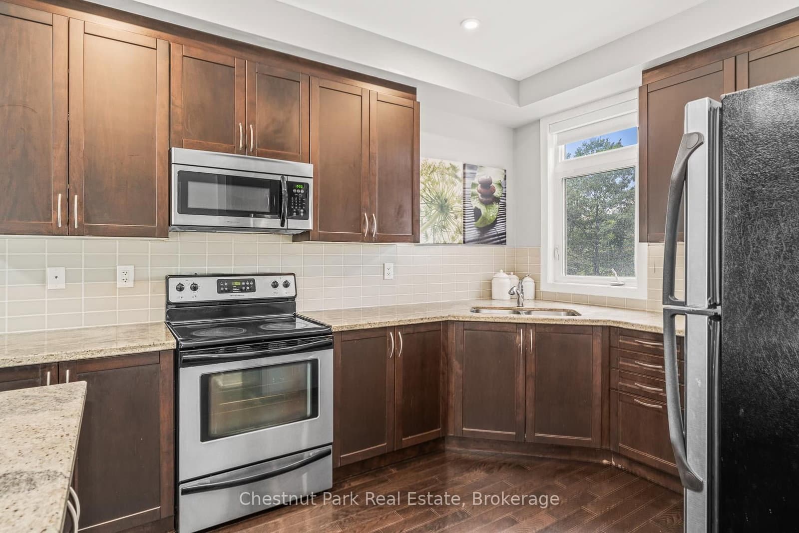 65 Rockmount Crescent thumbnail 5