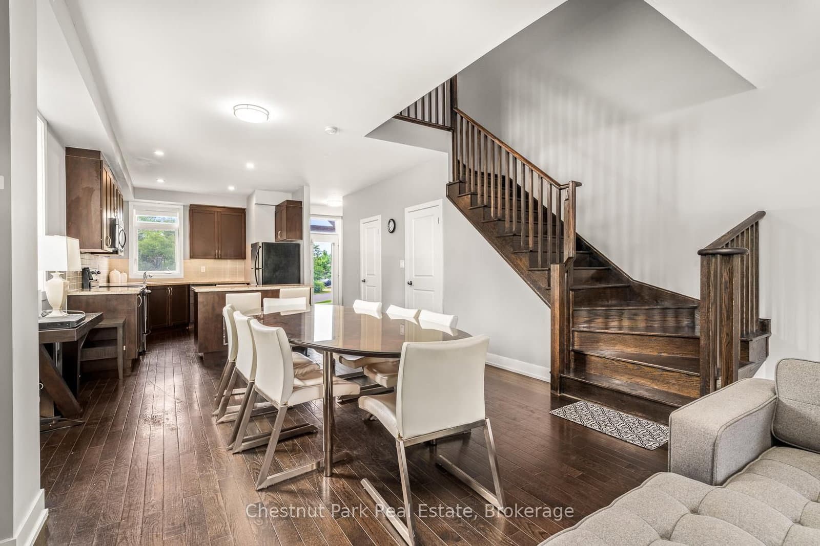 65 Rockmount Crescent thumbnail 9