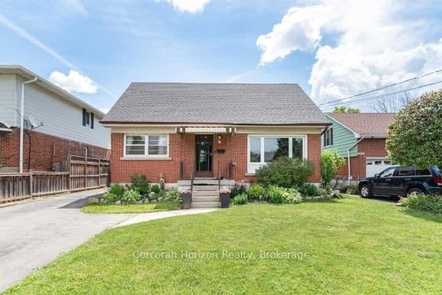43 Wyngate Avenue E - Image 1